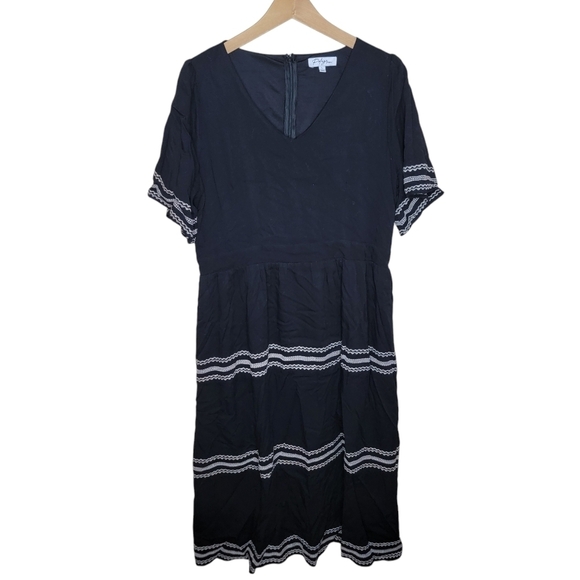 Polagram | Black Midi V-neck Dress with White Embroidered Accents Size Large - Picture 1 of 5